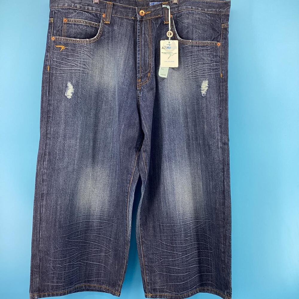 Azzure mens jorts size 42/23L